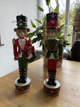  Set van 2 Notenkraker Beren Beeldjes - Rood & Groen Kerstdecoratie